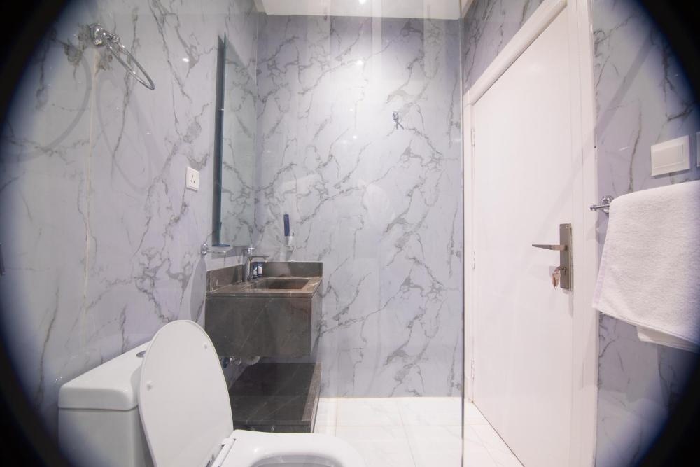 Room image 5